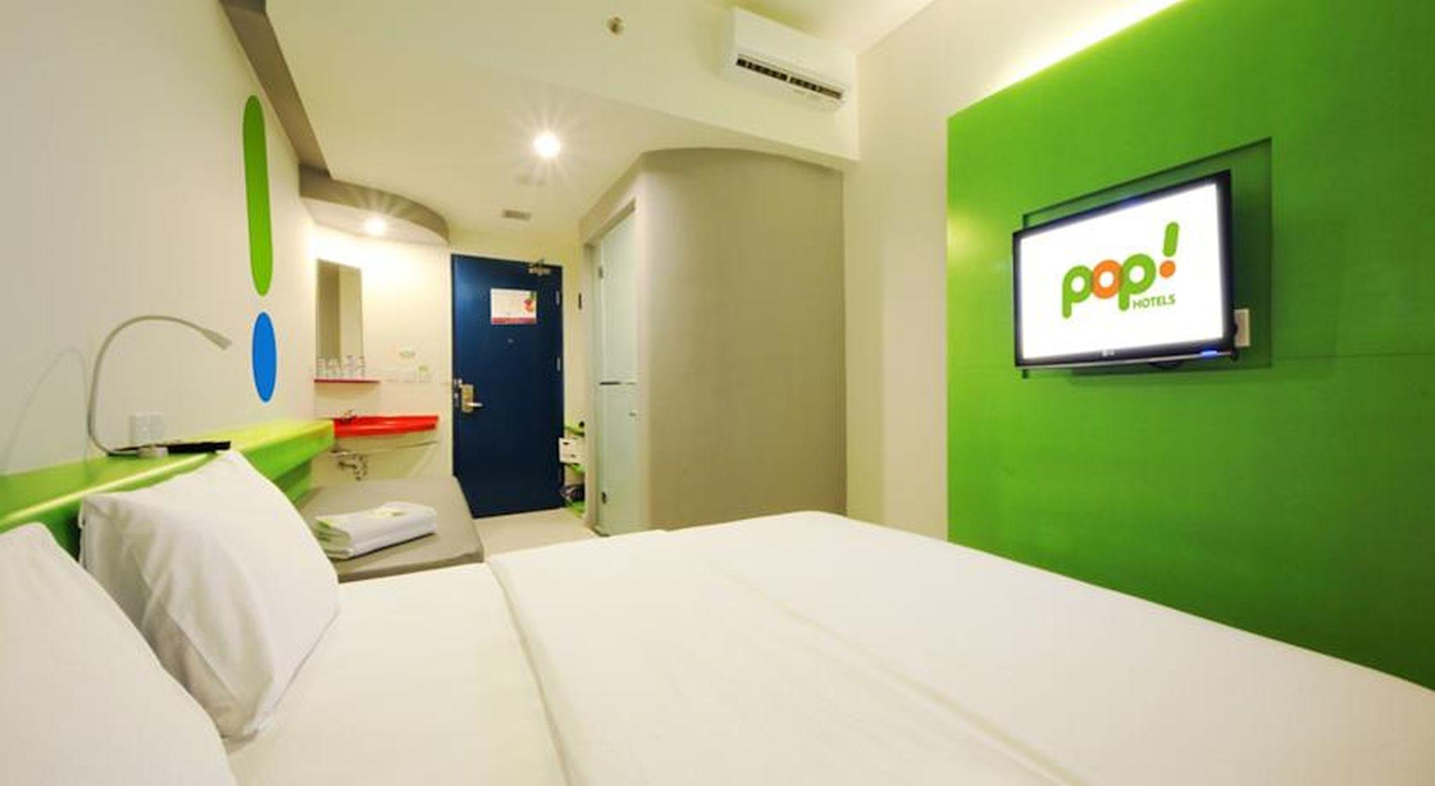 Pop! Hotel Kemang Jakarta Buitenkant foto