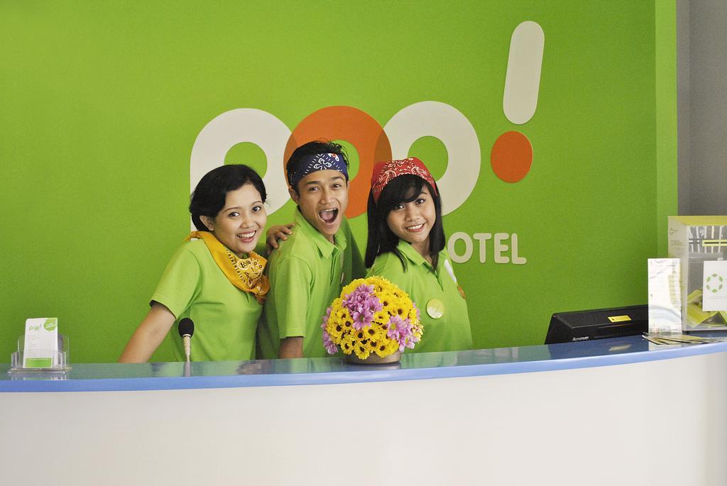 Pop! Hotel Kemang Jakarta Buitenkant foto